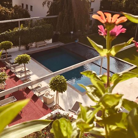 Goldfinger + Suites Lana Exterior foto