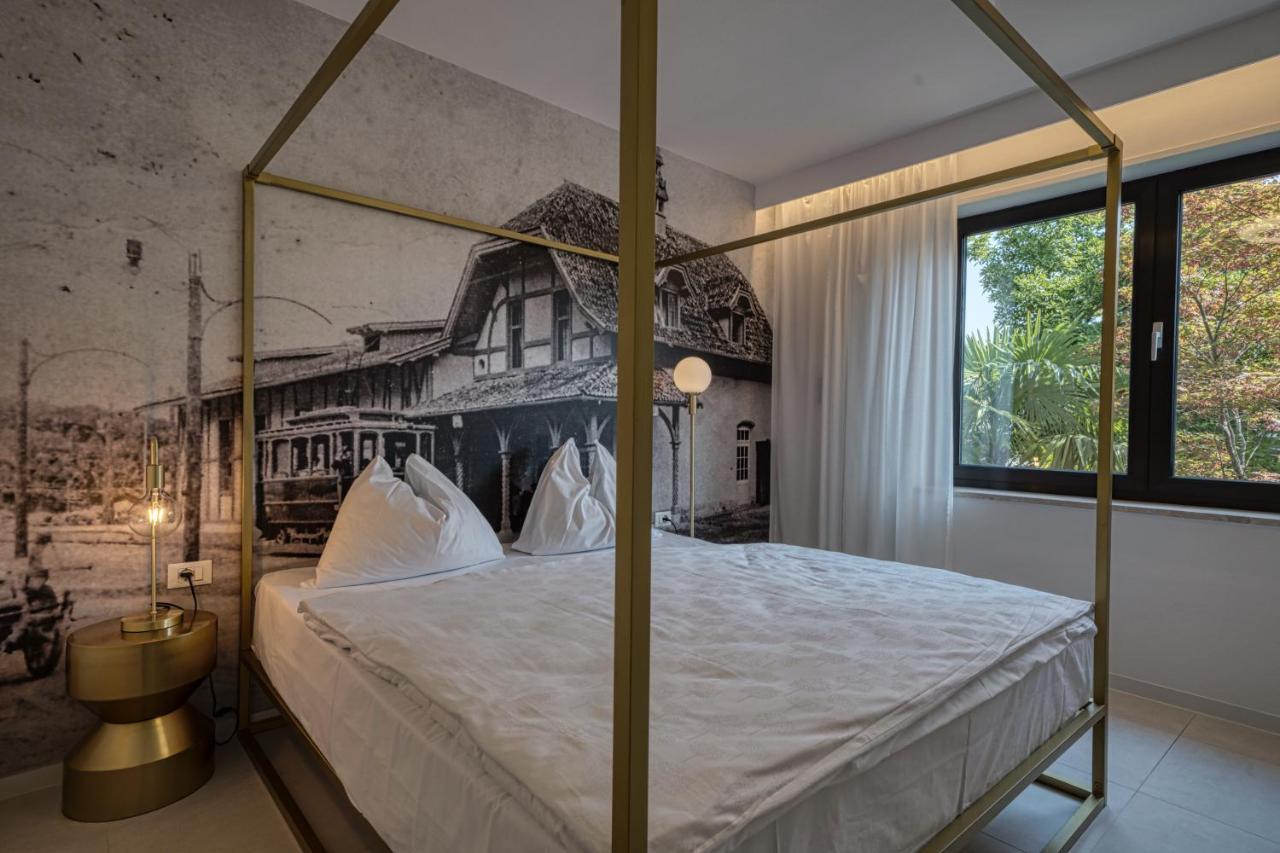 Goldfinger + Suites Lana Exterior foto