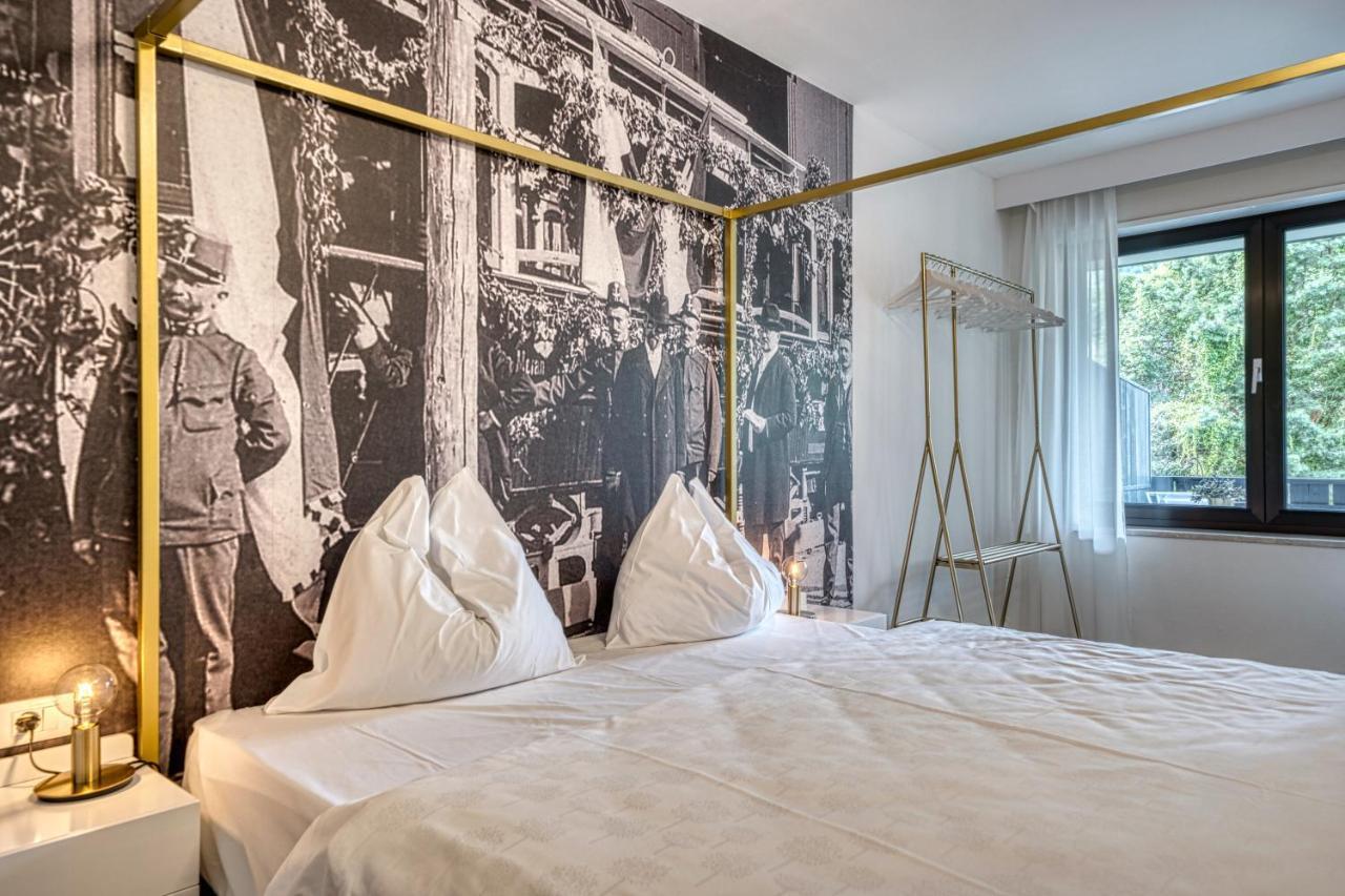 Goldfinger + Suites Lana Exterior foto